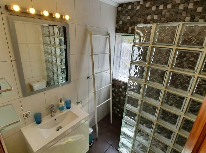 Elegance アパート *